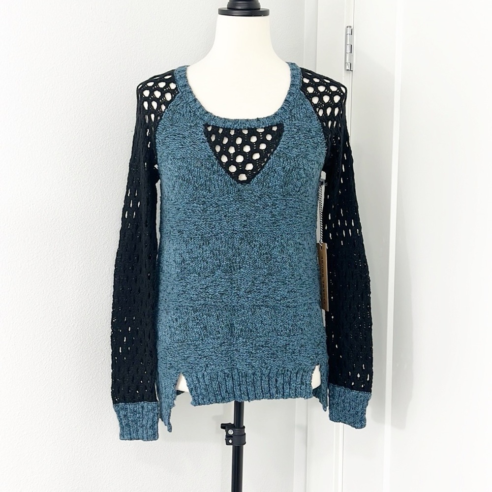New Sloane Rouge XS Teal Blue and Black Crochet Lace Long Sleeve Sweater